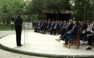 “Mund të ofrojmë edhe turizëm protestash”, Rama ironizon opozitën: Mund t’u japim mundësinë vizitorëve të marrin pjesë…