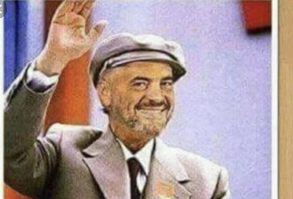 Analiza/ Ish-ambasadori në NATO për Ramën: Lider populist, ka minuar administratën me 35 vajza e djem në Kryeministri…