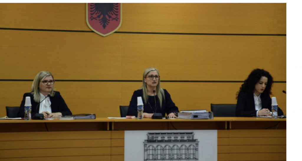 KPK mbi ligjin: komisionerët shkelin Kushtetutën dhe falsifikojnë pa u ndëshkuar