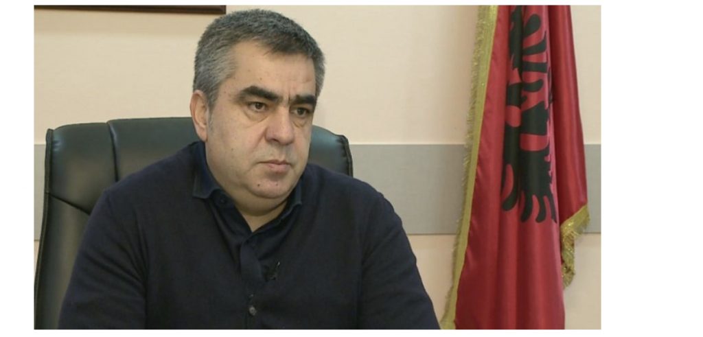 Socialisti denoncon te Berisha korrupsionin e Blendi Gonxhes/ Ja milionat që merr…