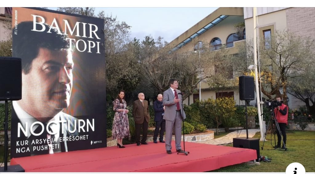 Ish-Presidenti Bamir Topi prezanton librin “Nocturn”, rrëfim nga ’90 e deri te “Gërdeci” e “21 Janari”