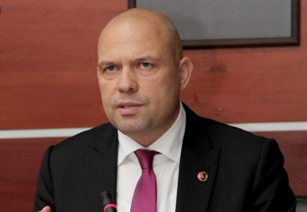 Kush fitoi, e kush pagoi në Samitin e Berlinit!