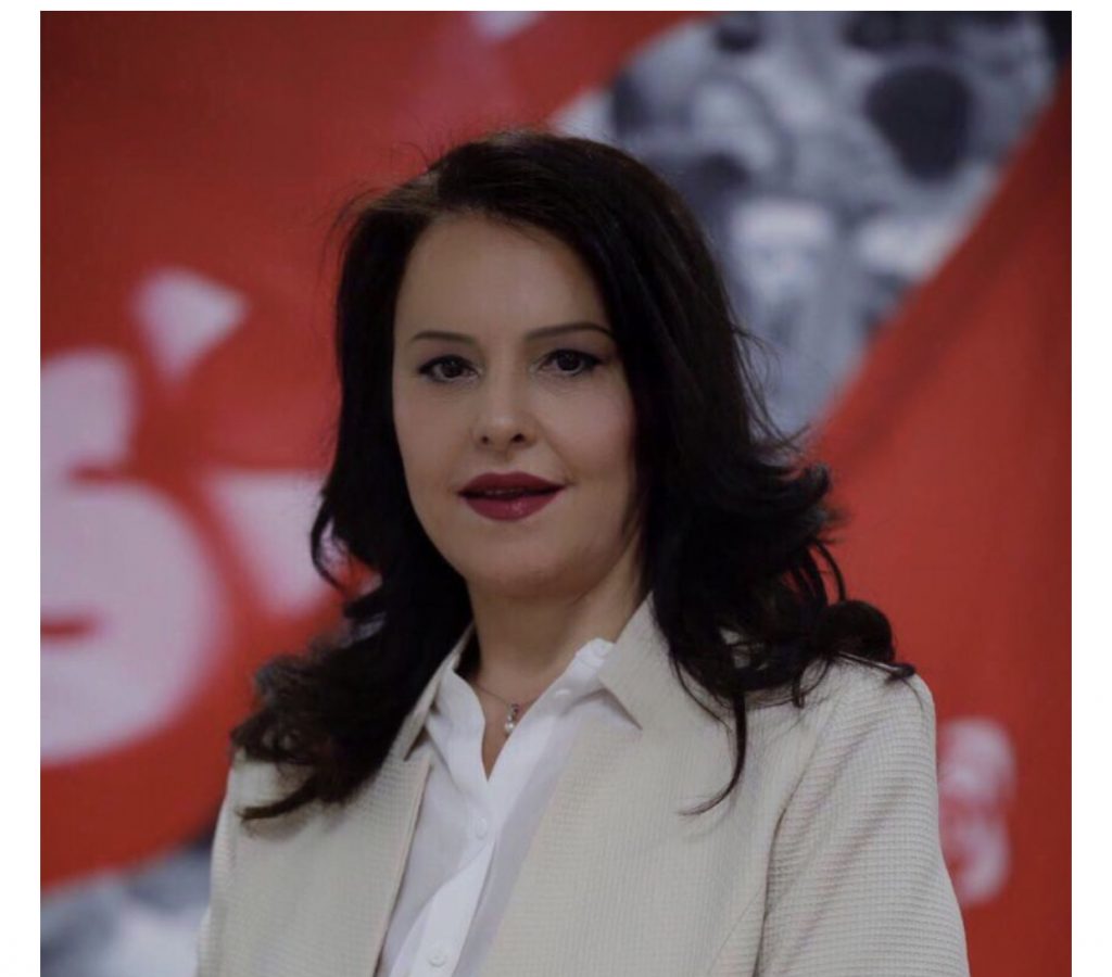 Vijojnë rrjedhjet nga LSI, znj. TOPI  është emri i ri që dorëzon formularin në KQZ