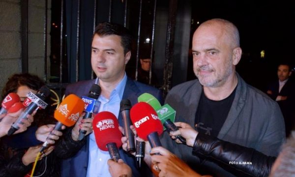 “Kafe, çaj dhe ëmbëlsira”, këto ofron Rama për dialog me Bashën