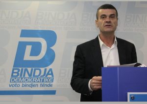 Skandali/ Shtohen fallsifikimet/20 qytetarë të tjerë mohojnë të kenë firmosur për Partinë e Patozit