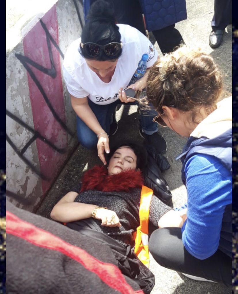FOTO/Policia përdor forcën dhe gazin lotsjellës ndaj banorëve të Unazës së Re