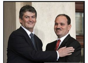 Nishan “Pompisti” dhe Topi i  “paçe pilafi”/ Mësimi që marrim nga degjenerimi i ‘Presidentëve’