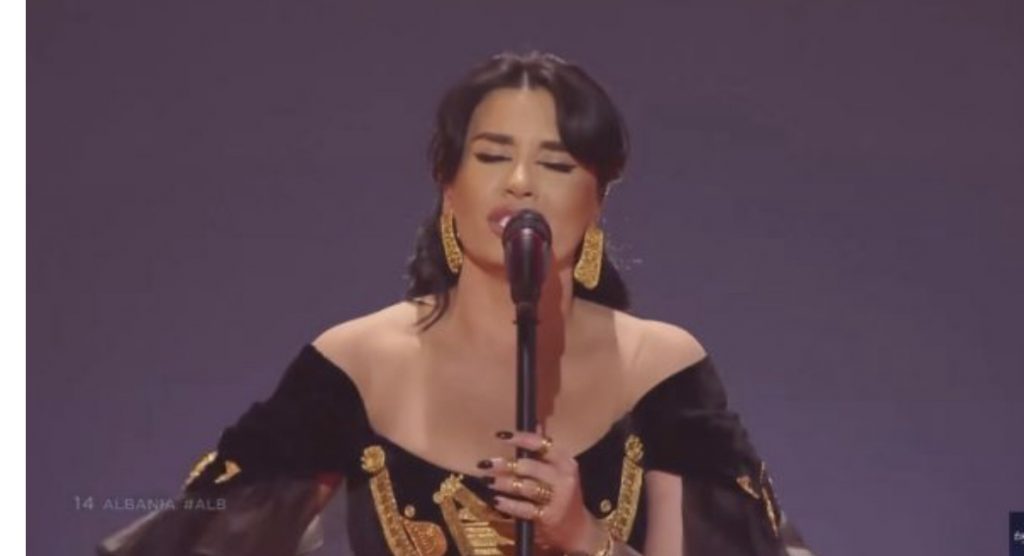 Performanca e plotë ‘live’ e Jonidës që e kualifikoi Shqipërinë në finalen e Eurovision