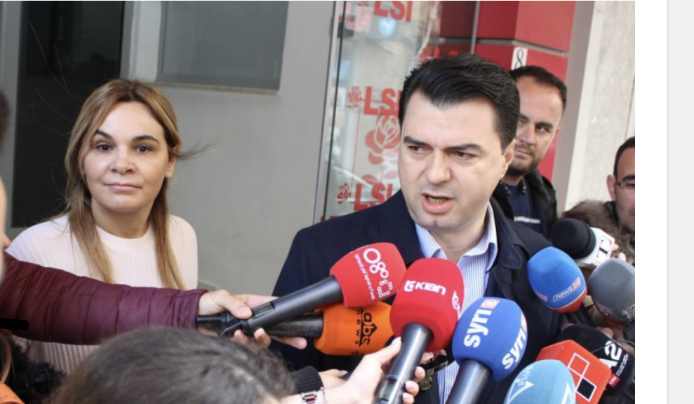 Paralizohet qarkullimi në vend, opozita bllokon 12 akse rrugore. Basha: Përshkallëzim të mosbindjes civile