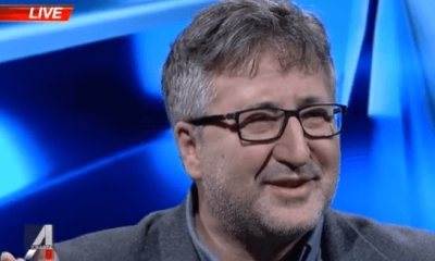 FOTO/ Gazetari ironizon perfaqësuesit e ambasadës së SHBA: Të paktën dëgjoni Zërin e Amerikës