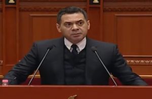 ‘I BINDUR SE NË 30 QERSHOR KA ZGJEDHJE’, AHMETAJ: S’E DI SA TË QETA DO JENË, QEVERIA PO BËN TË PAMUNDURËN PËR…