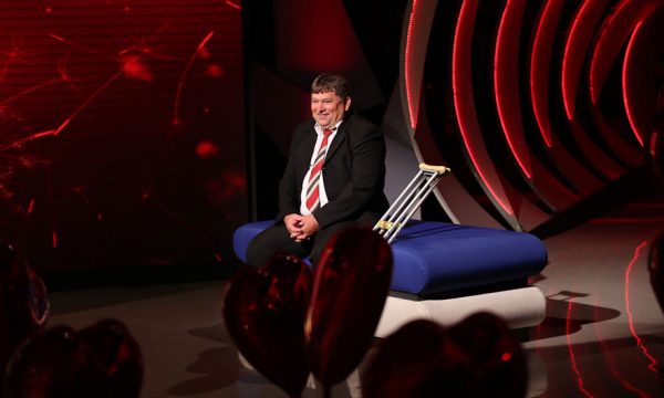 Djali surprizon babain i cili prej vitesh vuan spitaleve
