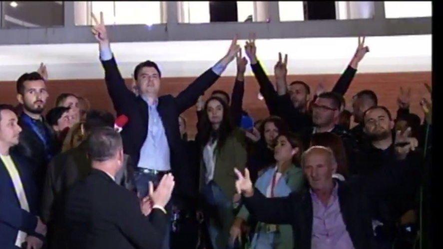 Mbyllet protesta, Basha mbledh strukturat e larta, pritet vendim i rëndësishëm për…
