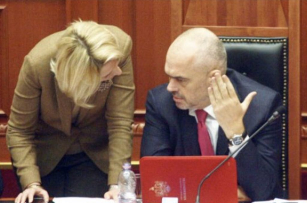 Këtu duhet të ndalojmë