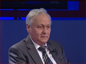 Ish-kryetari i KQZ: Kolegji Zgjedhor nuk ka tagër për ta shqyrtuar Dekretin e Presidentit