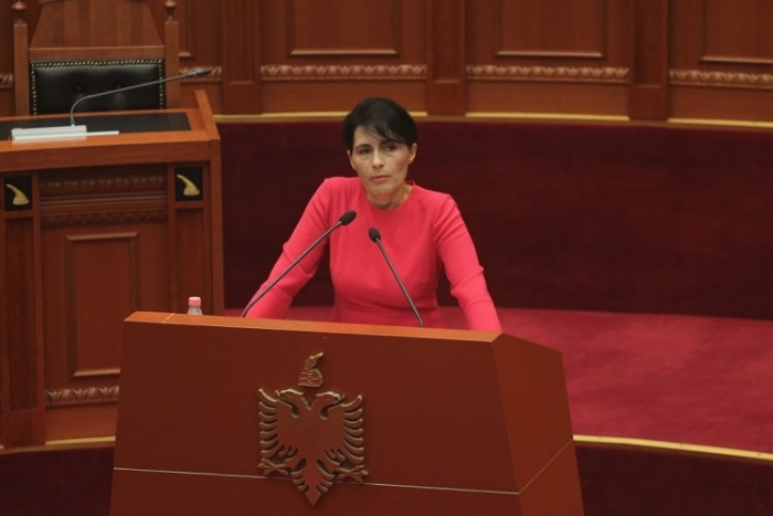 SOT RAPORTON ARTA MARKU NË KUVEND, JA PIKAT ‘E NXEHTA’ TË SEANCËS PLENARE