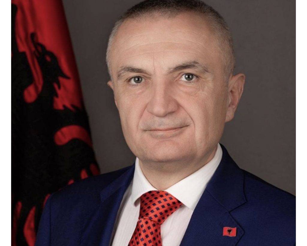 Shkarkimi i Presidentit dhe mocioni në Parlament, ja si i përgjigjet Ilir Meta maxhorancës