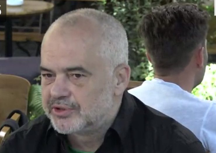 RAMA I SHQETËSUAR: PAGUAJNË ARTIKUJ KËTEJ E ANDEJ, E BËNË COPË SHQIPËRINË FARE, ËSHTË TMERR…