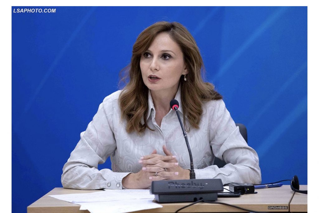 TABELA/ Pjesëmarrja në votime, ish-deputetja publikon shifrat: Ja si po gënjejnë trashë. S’janë zgjedhje as votime, por…