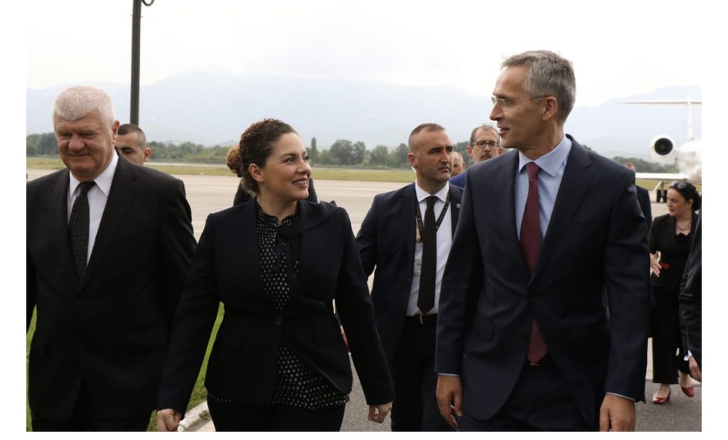 Shefi i NATO-s vizitë sot në Tiranë