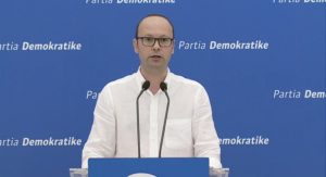 Kaso/Po manipulohen shifrat në KQZ , deri tan në orën  në orën 15:30, 10 % votues