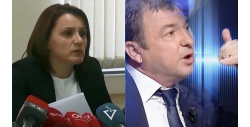 Pyetet për Vangjush Dakon, Prela-gazetarëve: Erdha për të folur vetë, jo për ju…