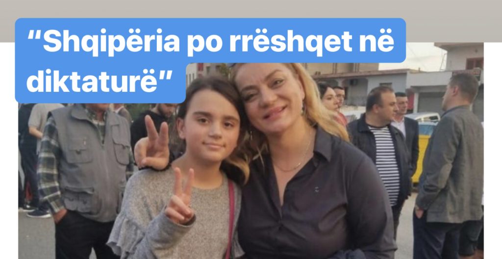 Albana Vokshi poston foton me të bijën dhe u bën thirrje grave dhe vajzave shqiptare