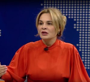 Kryemadhi përgjigje Ramës:  Edi je bërë si Kizi dikur,merr nëpër gojë, shan e pështyn këdo…