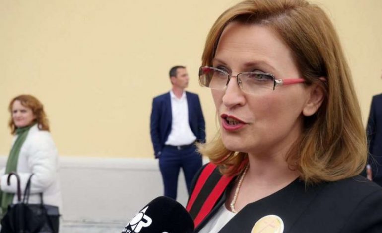 Kryebashkiakja e Shkodrës urdhër punonjësve për të dalë në punë edhe ditën e votimeve