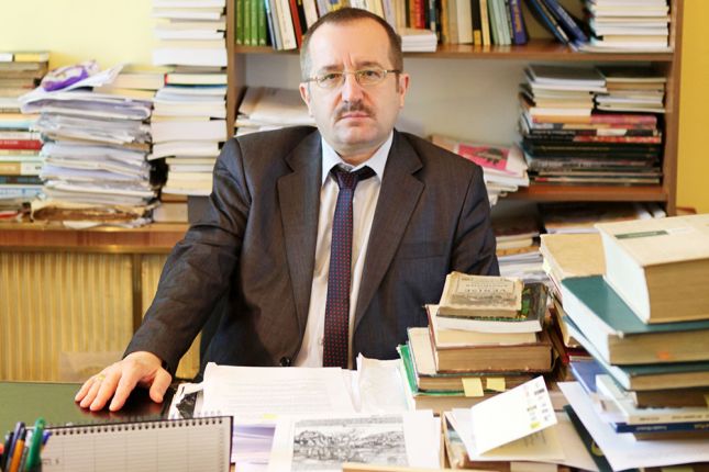 “Punë spiraleje, spira spira shkon deri në 2021”, ironia e Aurel Plasarit me opozitën: Më në fund lajmi lumturues…