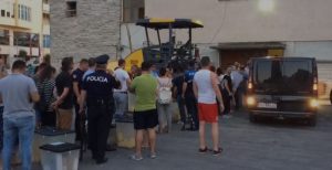 VIDEO/ Bashkia e Shkodrës: Në një qendër votimi po mbushen kutitë