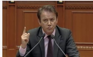Deputeti Realf Gjoni: JO DIALGUT  SEPSE  DO TË   FLENË TRESHE NË KREVAT