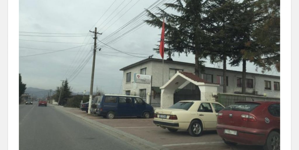 Pezullohet nga detyra shefi i komisariatit të Cërrikut, shefi i krimeve dhe dy policë pas…
