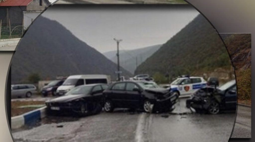 Tropojë/ Humb  në aksident jetën 9-vjeçari, plagosen 5 të tjerë