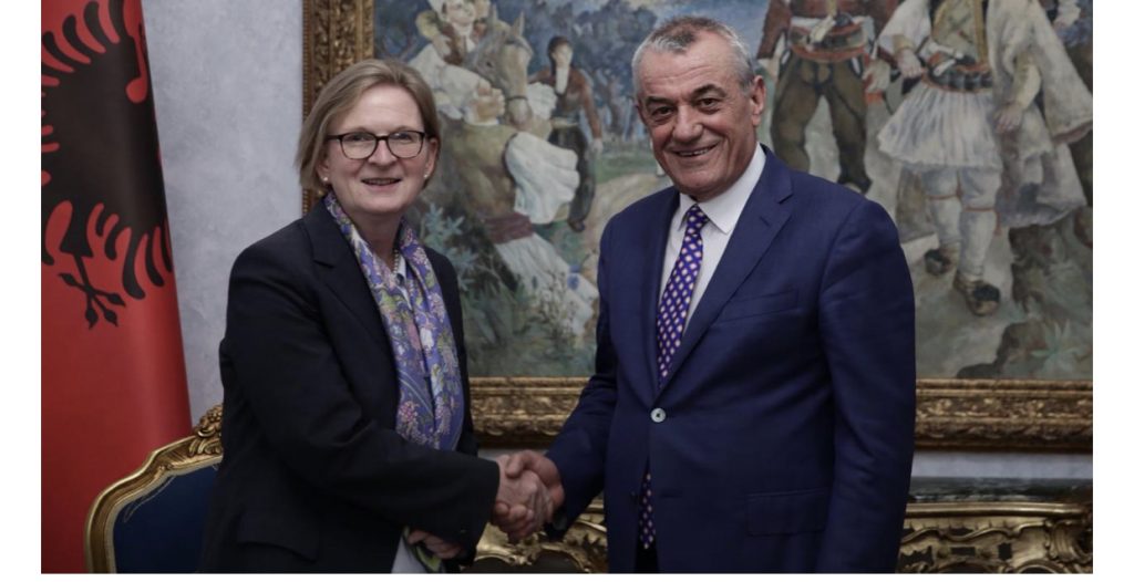 Ruçi takohet me ambasadoren gjermane: Zgjidhja e krizës politike me dialog, por pa shkelur vijat e kuqe