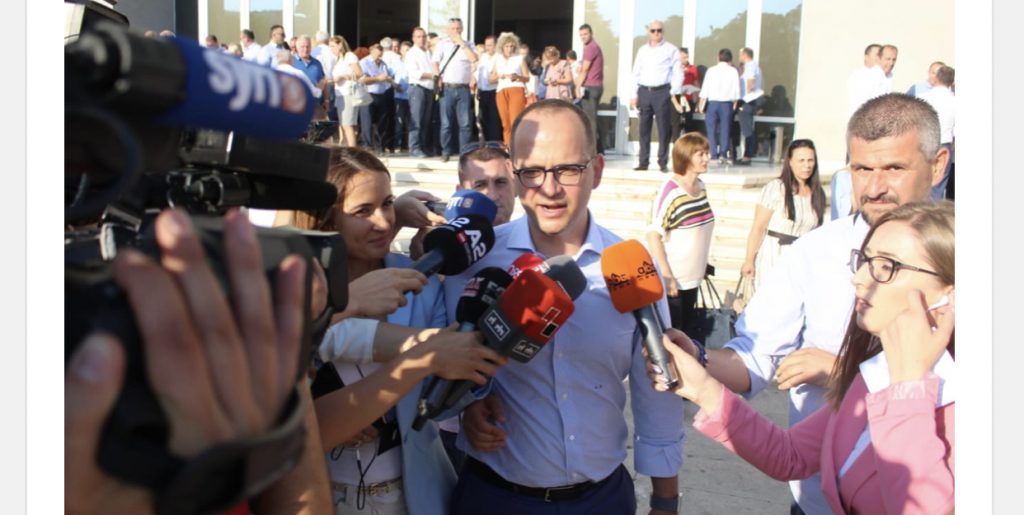 Rama e shkarkoi live në mbledhjen e Asamblesë, flet Ditmir Bushati: Do të ketë…