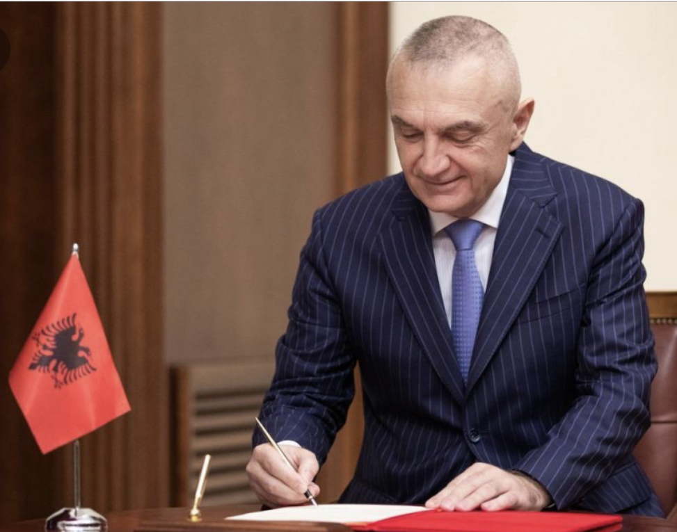 Presidenti Meta rrëzon një tjetër ligj të Edi Ramës