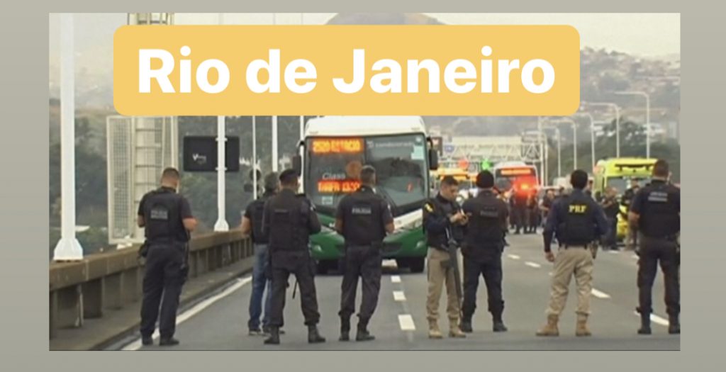 Mban peng 17 pasagjerë në autobus, vritet  nga policia