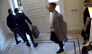 VIDEO/ Maqedonia në kaos, prokurorja ‘e bekuar’ nga Mogherini kapet në skemën e zhvatjes së miliona eurove