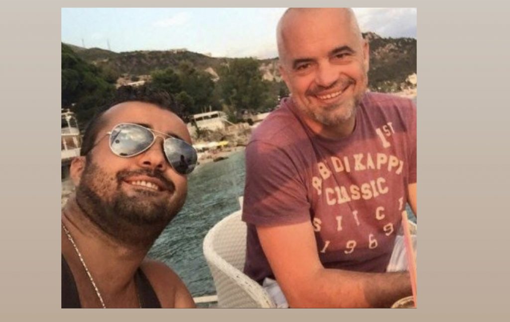 Rama citon Gaz Pajën:” Ndoshta artistit nuk i duhet teatër se artin e tij e bën kudo, por jam për një teatër të ri”