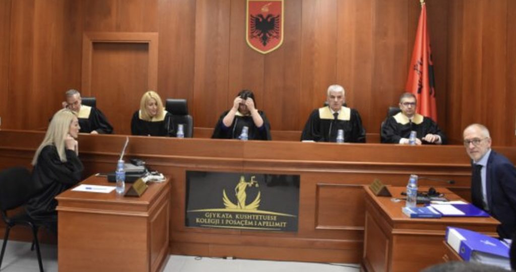 Kolegji i Posaçëm i Apelimit, konfirmon në detyrë kreun e gjykatës Administrative