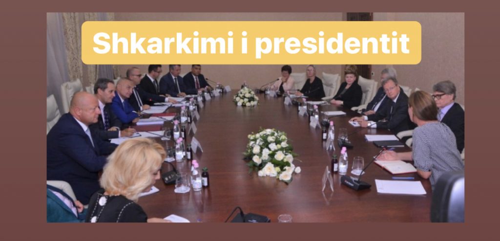 Delegacioni i ‘Venecias’ takim në zyrën e Metës