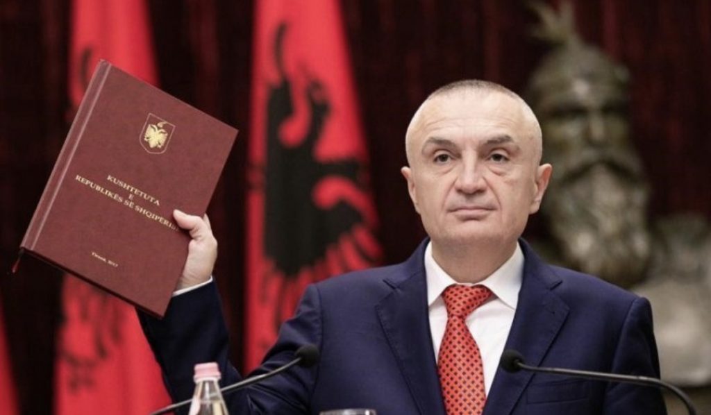 Presidenti Meta në parlament para Komisionit Hetimor parlamentar për shkarkim