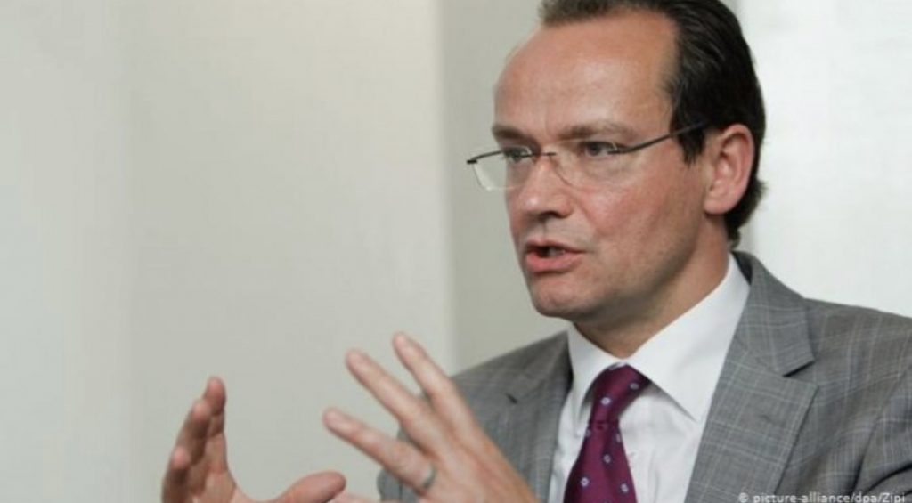 Hapja e negociatave/Deputeti gjerman: Edhe mund ta ndajmë Maqedoninë nga Shqipëria