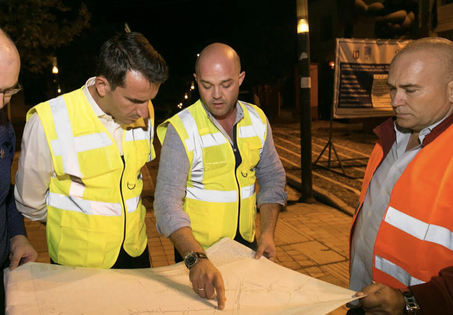 Bashkia e Tiranës, tani ofron ujë në urbane, merrni me vete bidona bosh