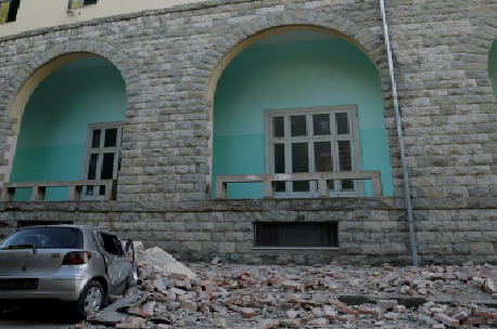 Tërmet i fuqishëm 6 ballë trondit Shqipërinë, dridhen ndërtesat