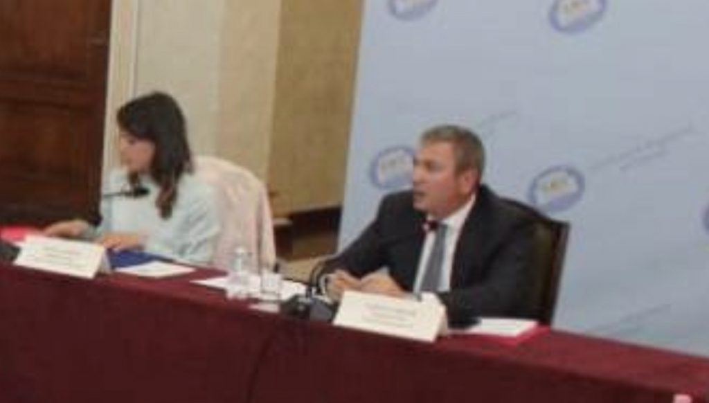 Grupe pune  për reformën zgjedhore, opozita jashtë parlamentit, nuk e njeh komisionin