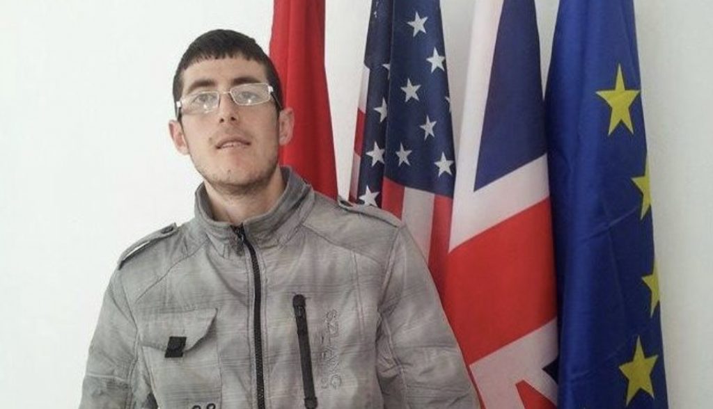 Dalin mesazhet e gazetarit: Të dua nuk të heq dot nga mendja, kur të vdesësh…