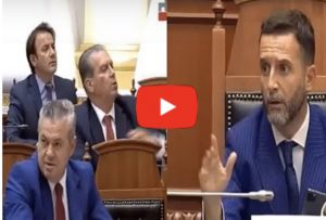 SHERRI/ ‘Ik ore byt*qir’, Ralf Gjoni shan Braçen, ky i sulet Vasilika Hysit: Pse i hap mikrofonin këtij pisit moj?