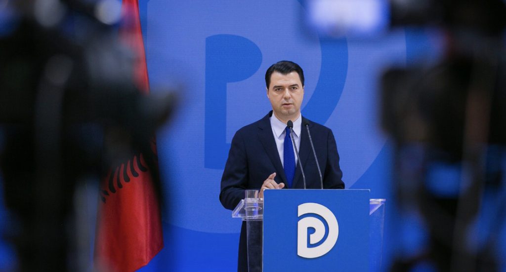 Basha: Shqipëria është në një udhëkryq të pamerituar, por bashkë do t’ia dalim